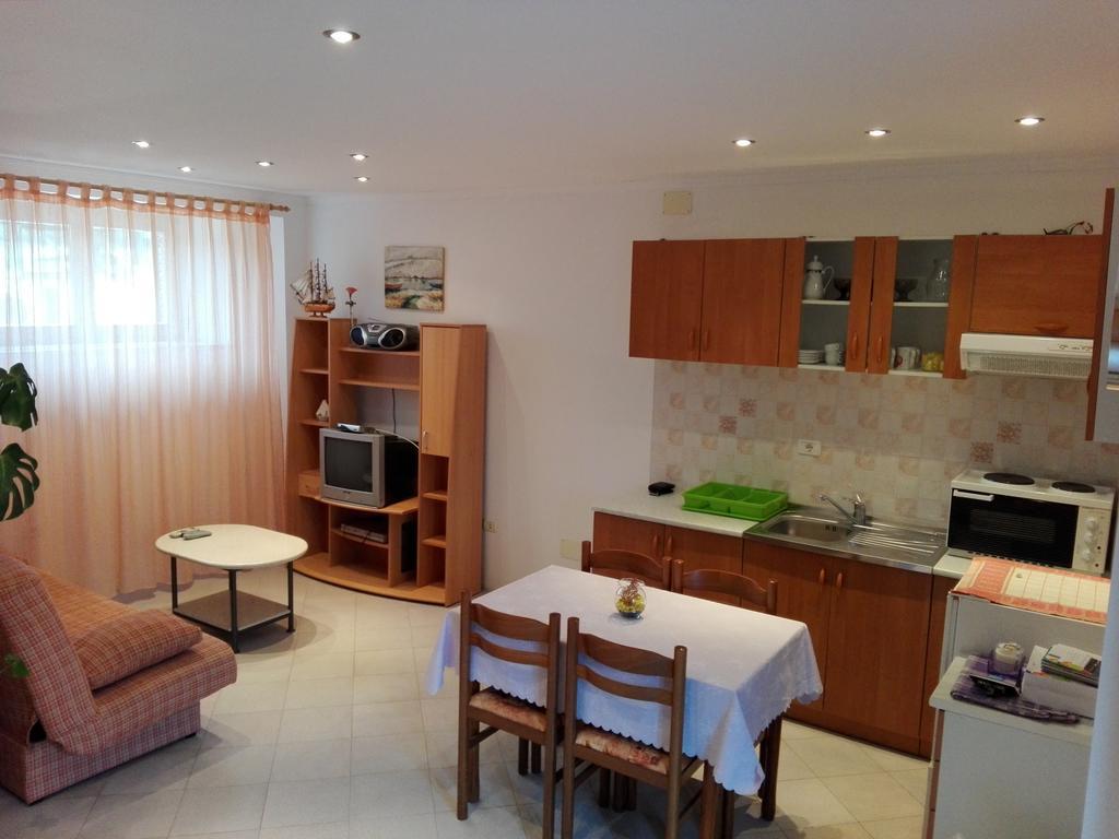 Apartment Luka Novigrad Istria Esterno foto